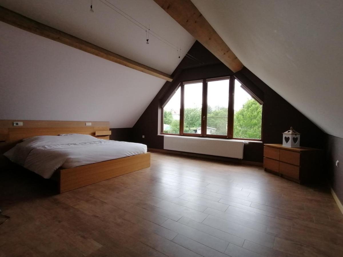 L'Atelier D'Arthur - Gite Chaleureux Avec Jacuzzi. Tenneville Екстер'єр фото